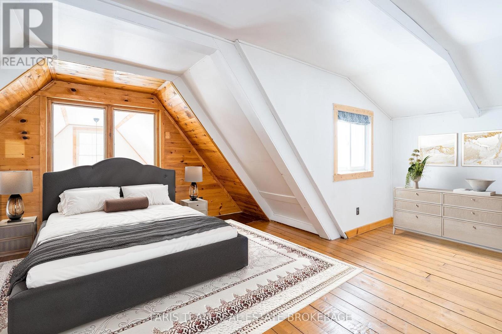 7237 6/7 Sideroad Nottawasaga, Clearview, Ontario  L0M 1G0 - Photo 17 - S12952294