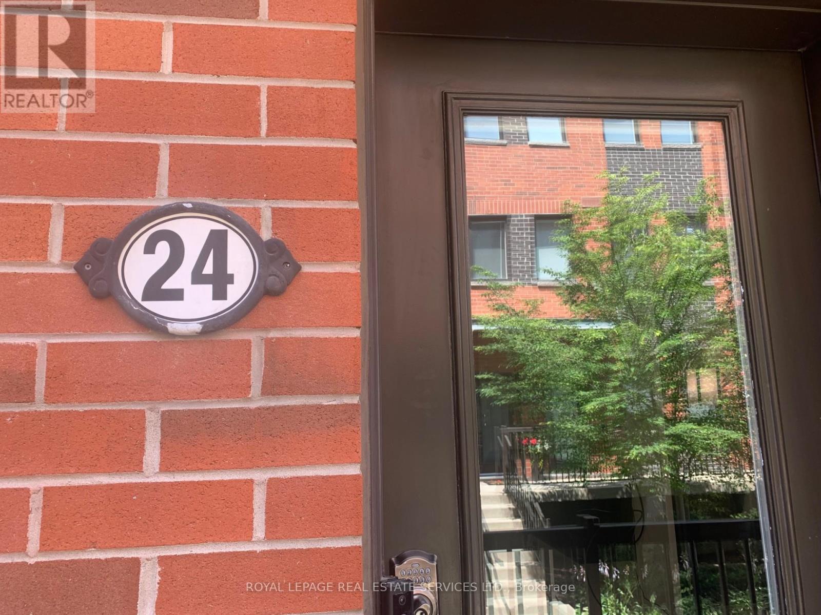 24 - 871 Wilson Avenue, Toronto, Ontario  M3K 1E6 - Photo 2 - W12977168