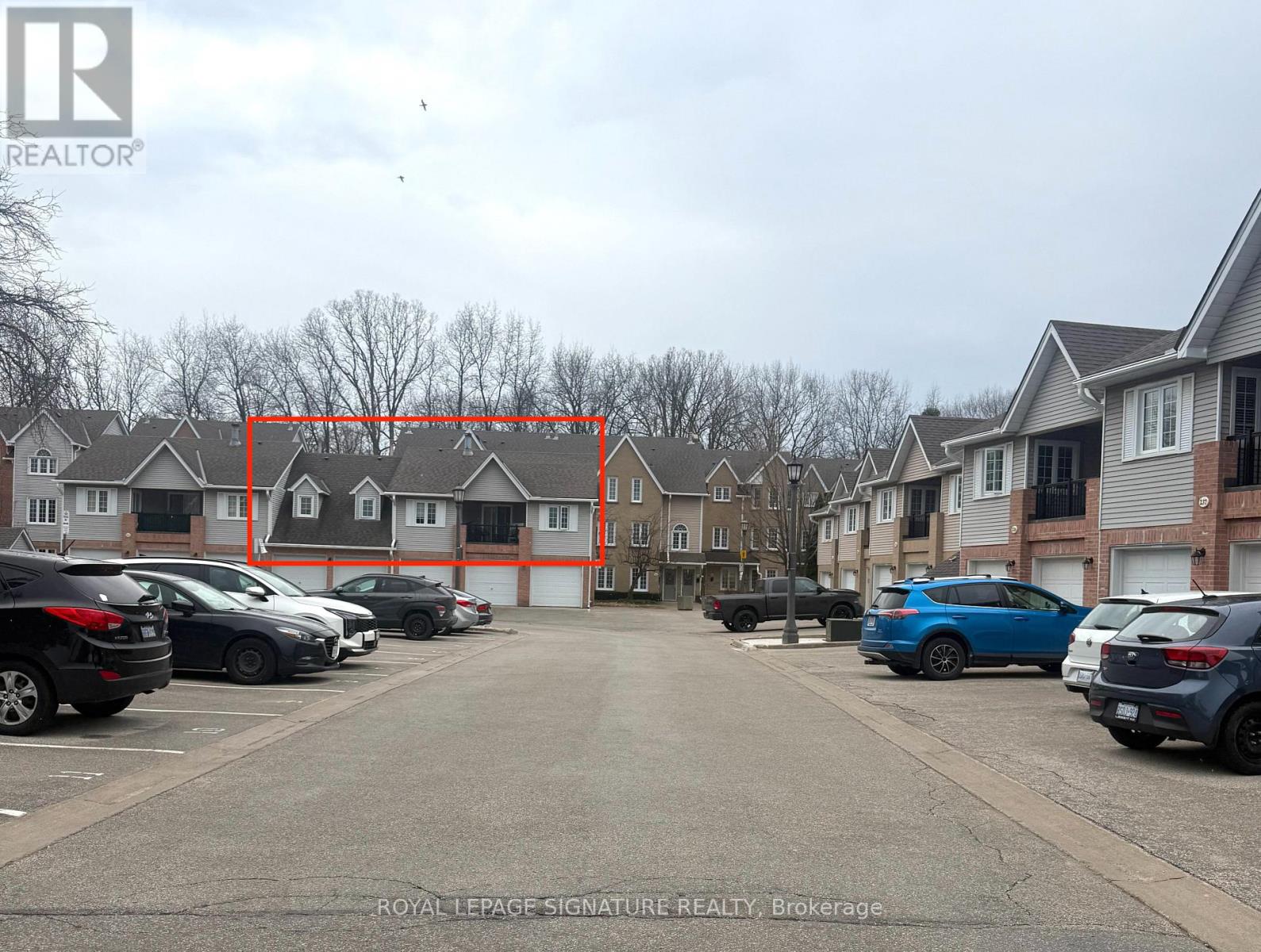 242 - 2110 Cleaver Avenue, Burlington, Ontario  L7M 3Z4 - Photo 4 - W12977688