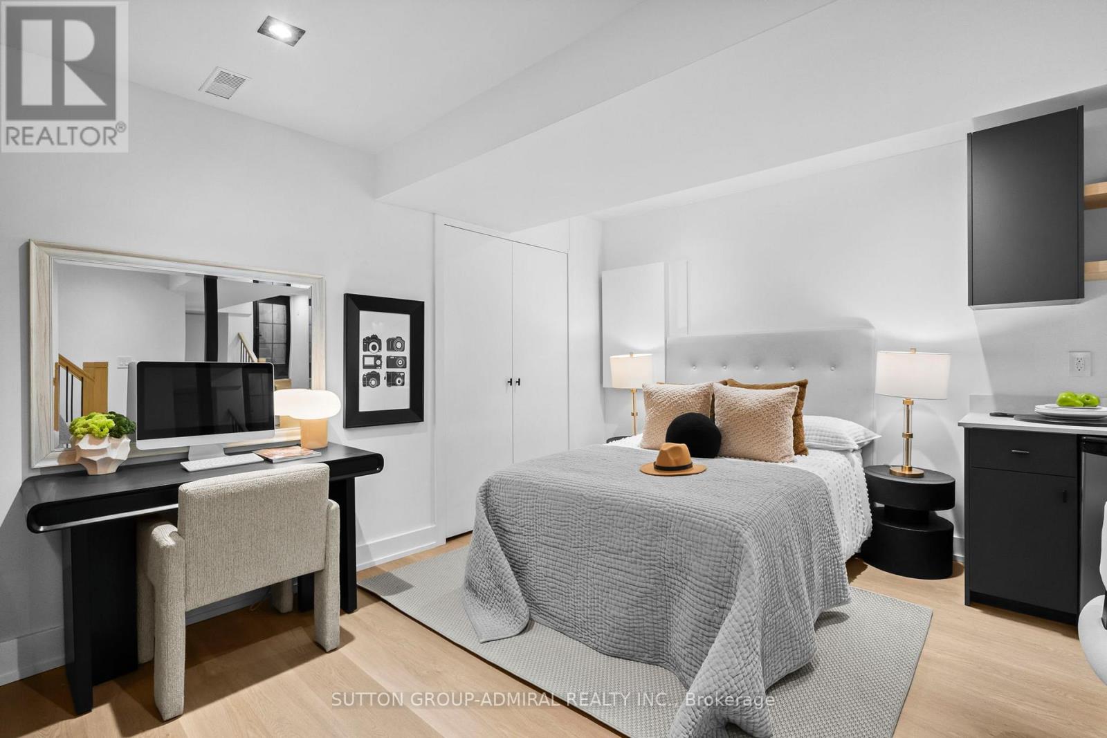 25 Coolmine Road, Toronto, Ontario  M6J 3G1 - Photo 46 - C12978416