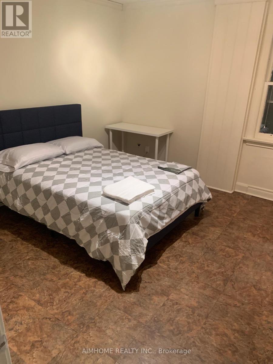 197 Finch Avenue E, Toronto, Ontario  M2N 4S1 - Photo 4 - C12978424