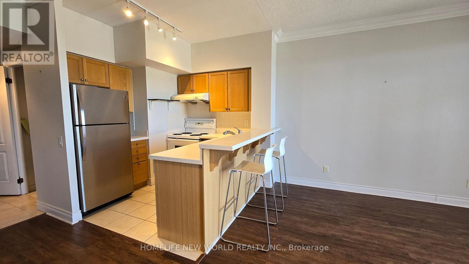 1202 - 2 CLAIRTRELL ROAD, Toronto, Ontario