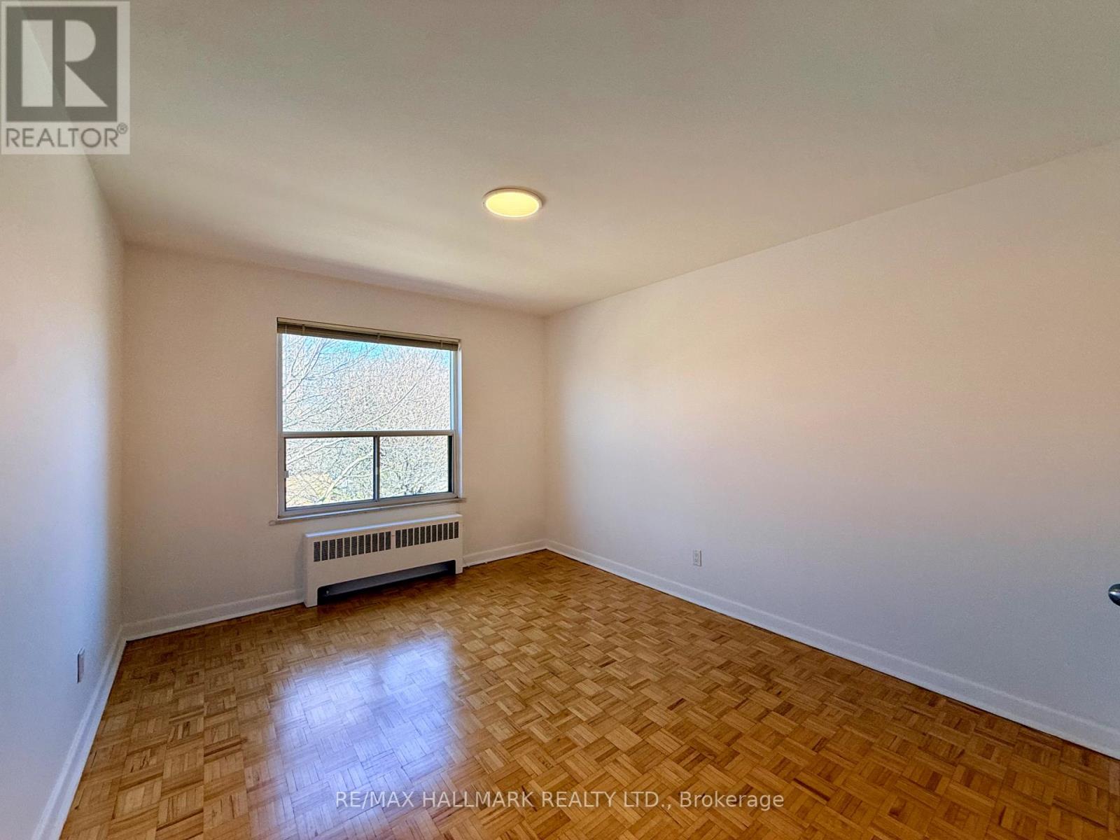 408 - 30 Upper Canada Drive, Toronto, Ontario  M2P 1S1 - Photo 8 - C12978580