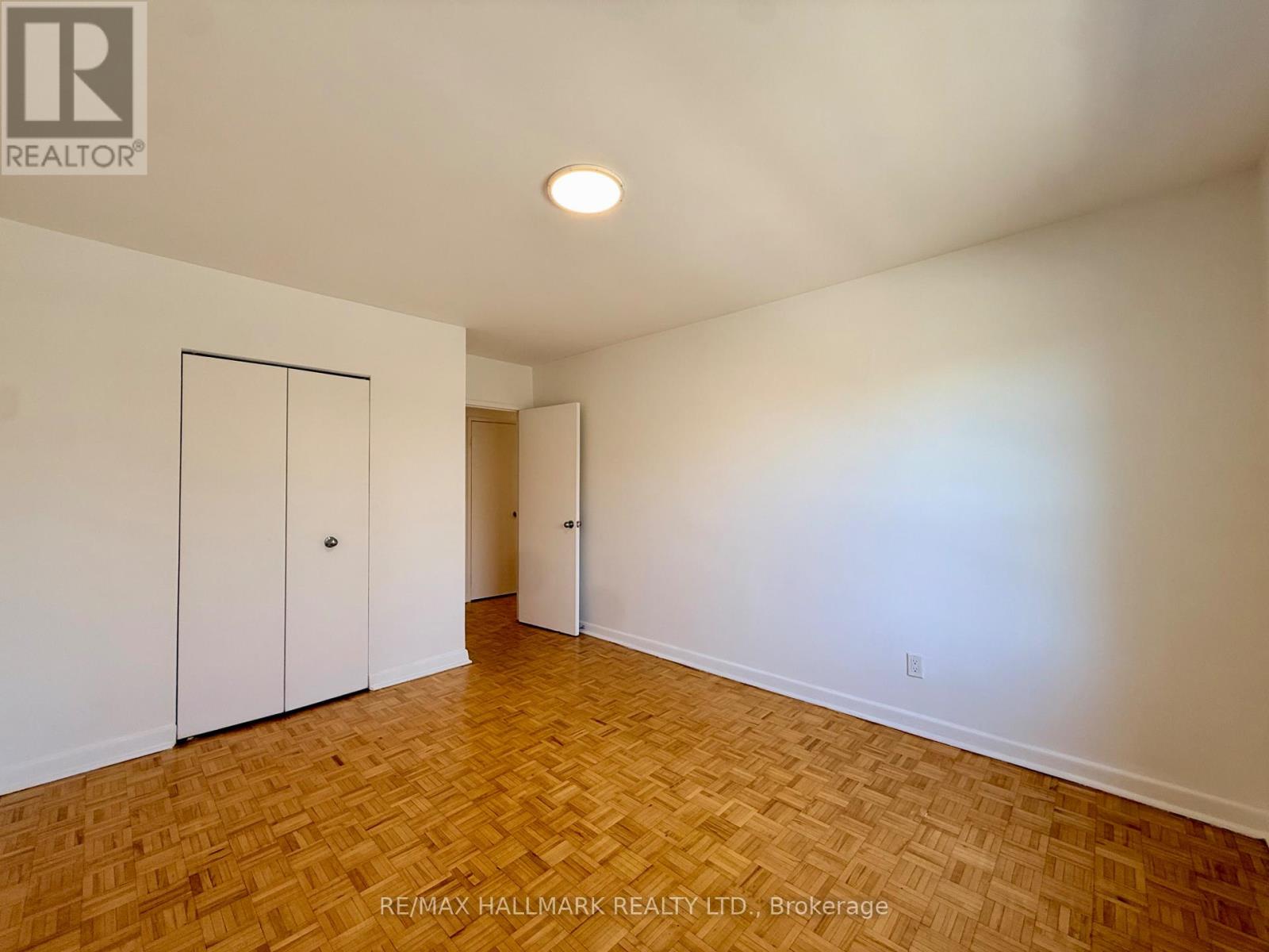 408 - 30 Upper Canada Drive, Toronto, Ontario  M2P 1S1 - Photo 9 - C12978580