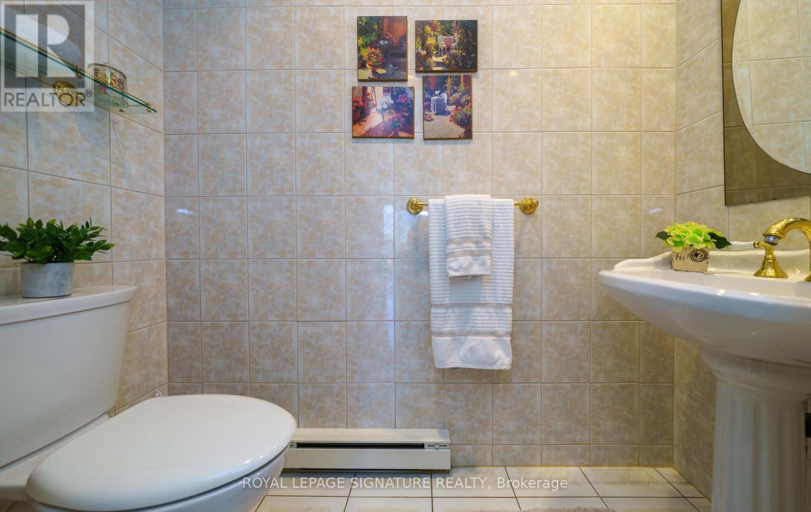 61 Barrydale Crescent, Toronto, Ontario  M3B 3E3 - Photo 15 - C12978598