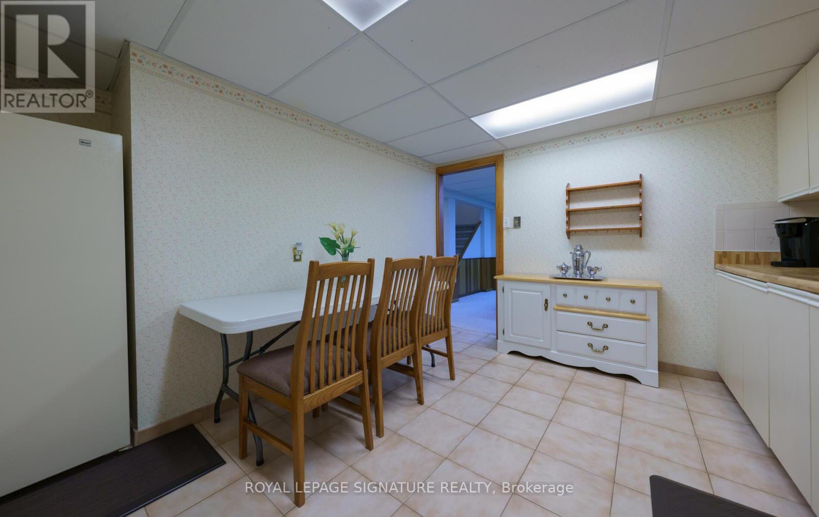 61 Barrydale Crescent, Toronto, Ontario  M3B 3E3 - Photo 33 - C12978598