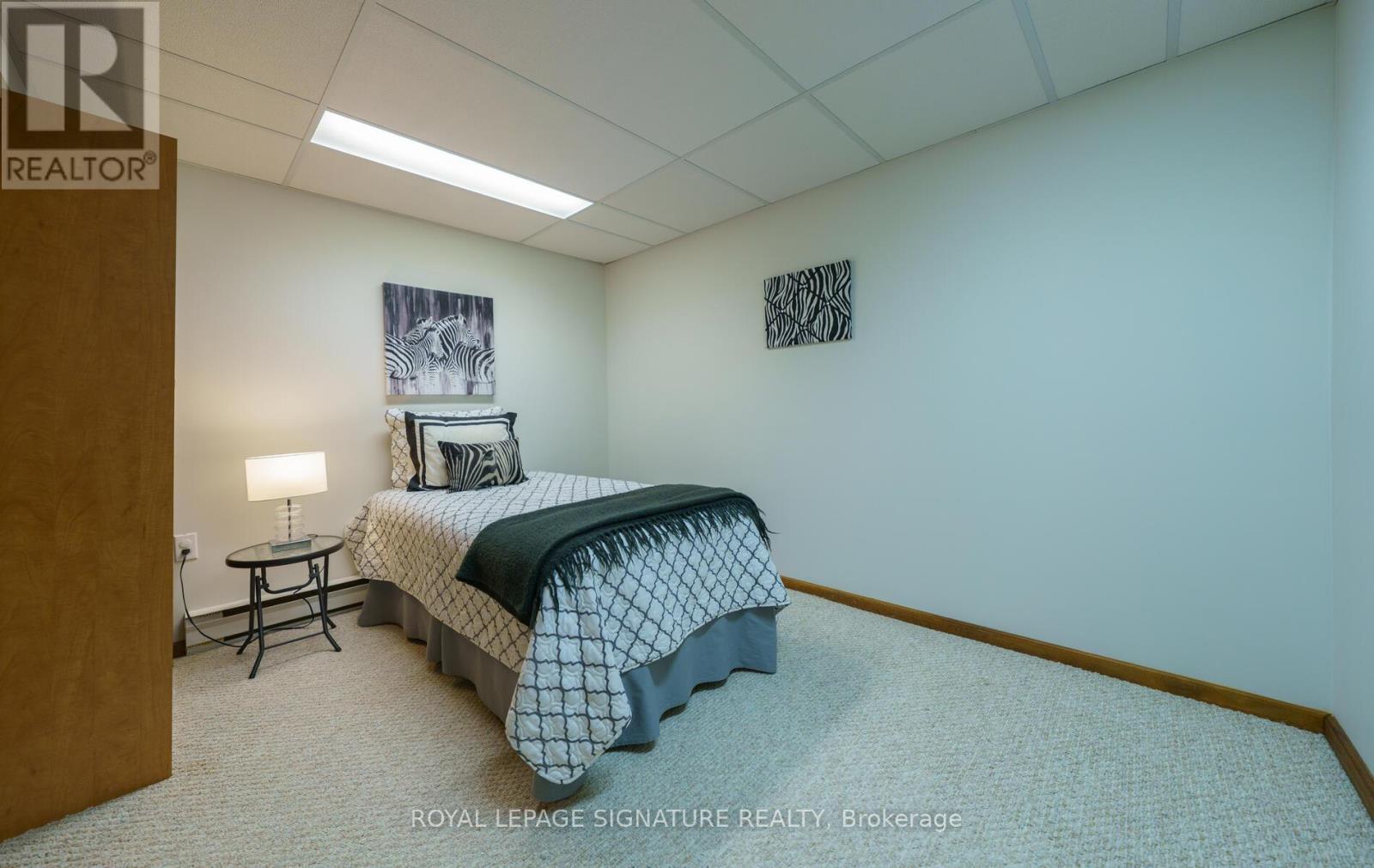 61 Barrydale Crescent, Toronto, Ontario  M3B 3E3 - Photo 38 - C12978598