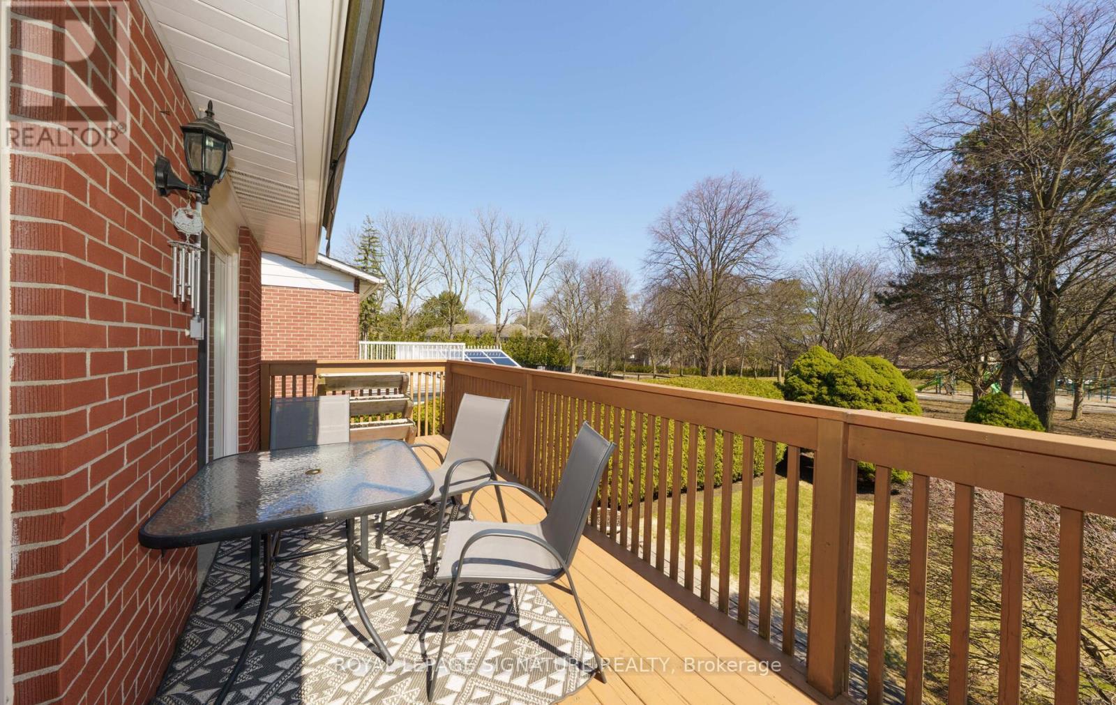 61 Barrydale Crescent, Toronto, Ontario  M3B 3E3 - Photo 42 - C12978598