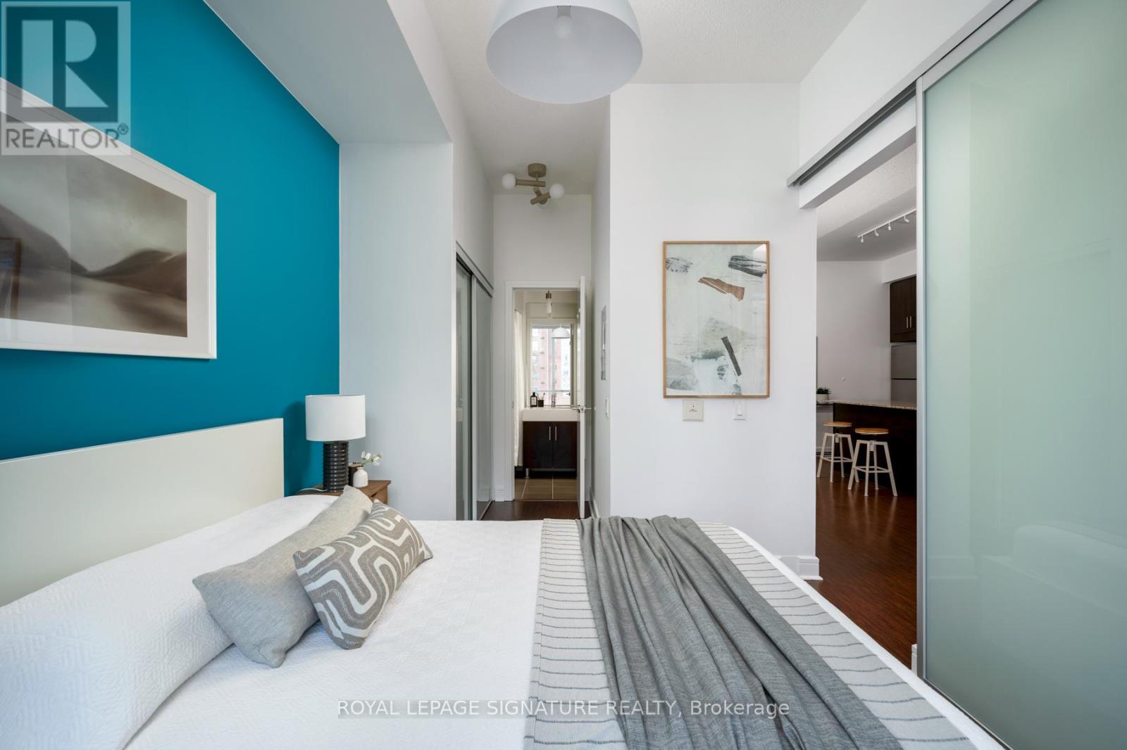 S708 - 112 George Street, Toronto, Ontario  M5A 2M5 - Photo 18 - C12978638