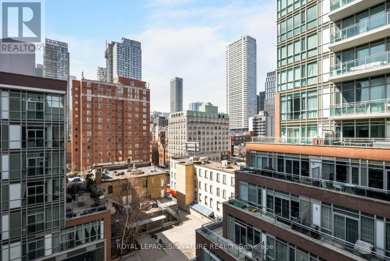 S708 - 112 George Street, Toronto, Ontario  M5A 2M5 - Photo 4 - C12978638