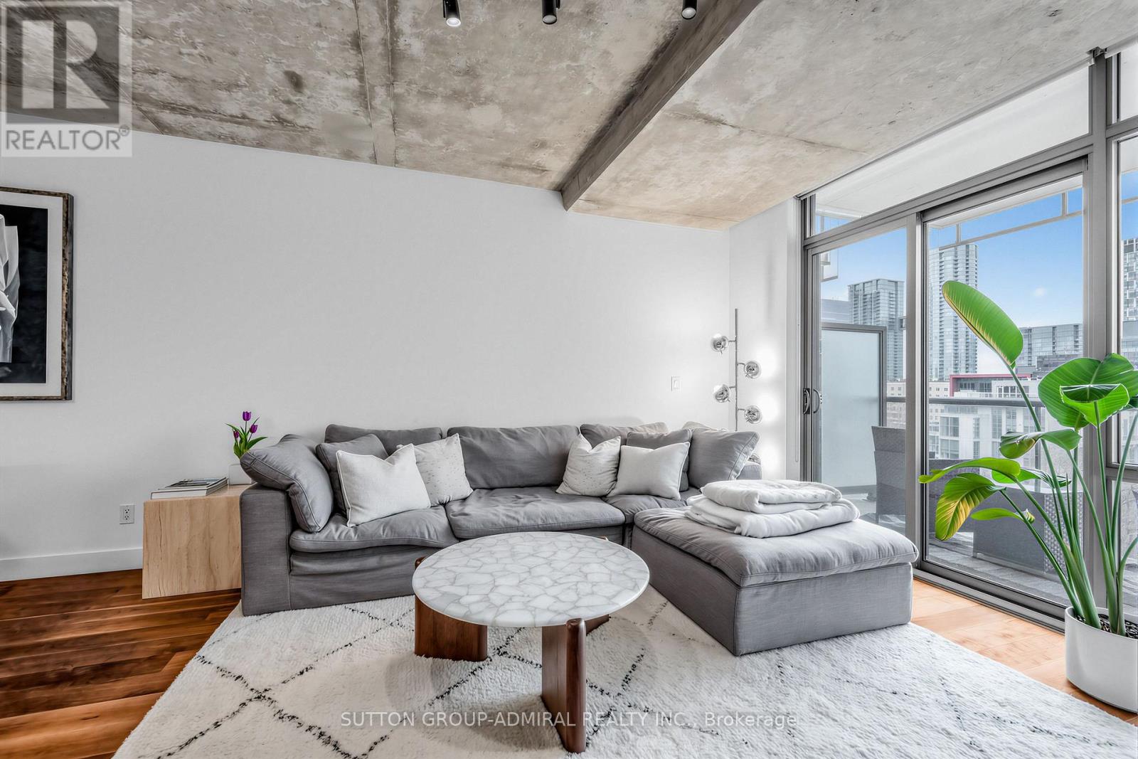 907 - 55 Stewart Street S, Toronto, Ontario M5V 2V1 - Photo 11 - C12978668