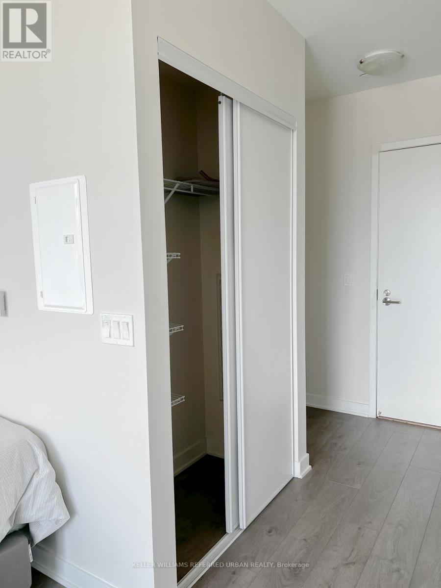 409 - 2 Sonic Way, Toronto, Ontario  M3C 0P2 - Photo 6 - C12978674