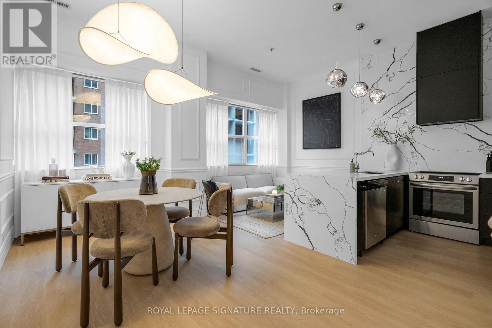 403 - 700 KING STREET, Toronto, Ontario