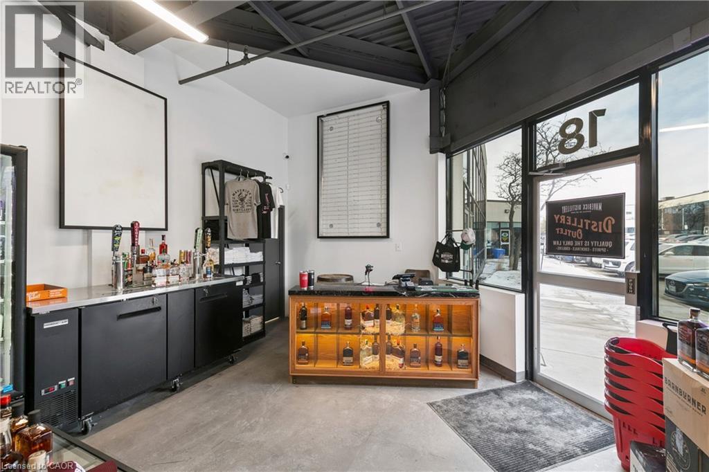 2140 Winston Park Drive Unit# 16, Oakville, Ontario  L6H 5W1 - Photo 4 - 40807909