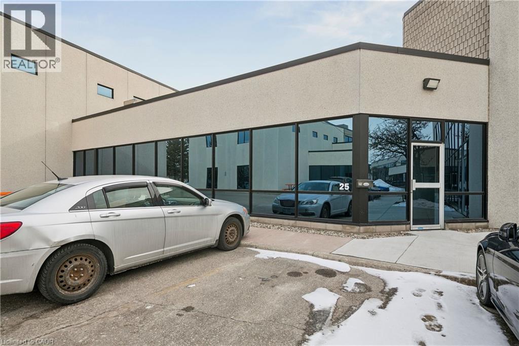 2140 Winston Park Drive Unit# 25, Oakville, Ontario  L6H 5W1 - Photo 2 - 40807914