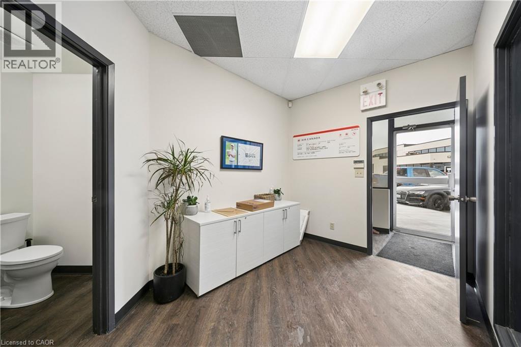 2140 Winston Park Drive Unit# 25, Oakville, Ontario  L6H 5W1 - Photo 5 - 40807914