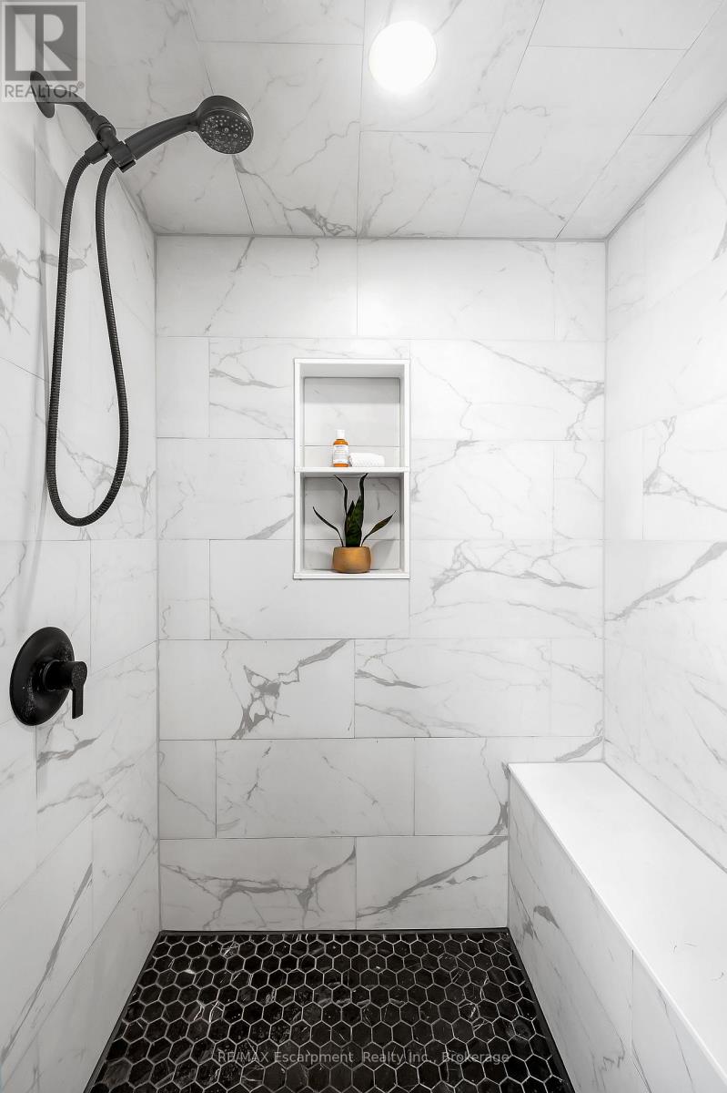 15 Harvest Lane, Brantford, Ontario  N3R 5R3 - Photo 36 - X12978326