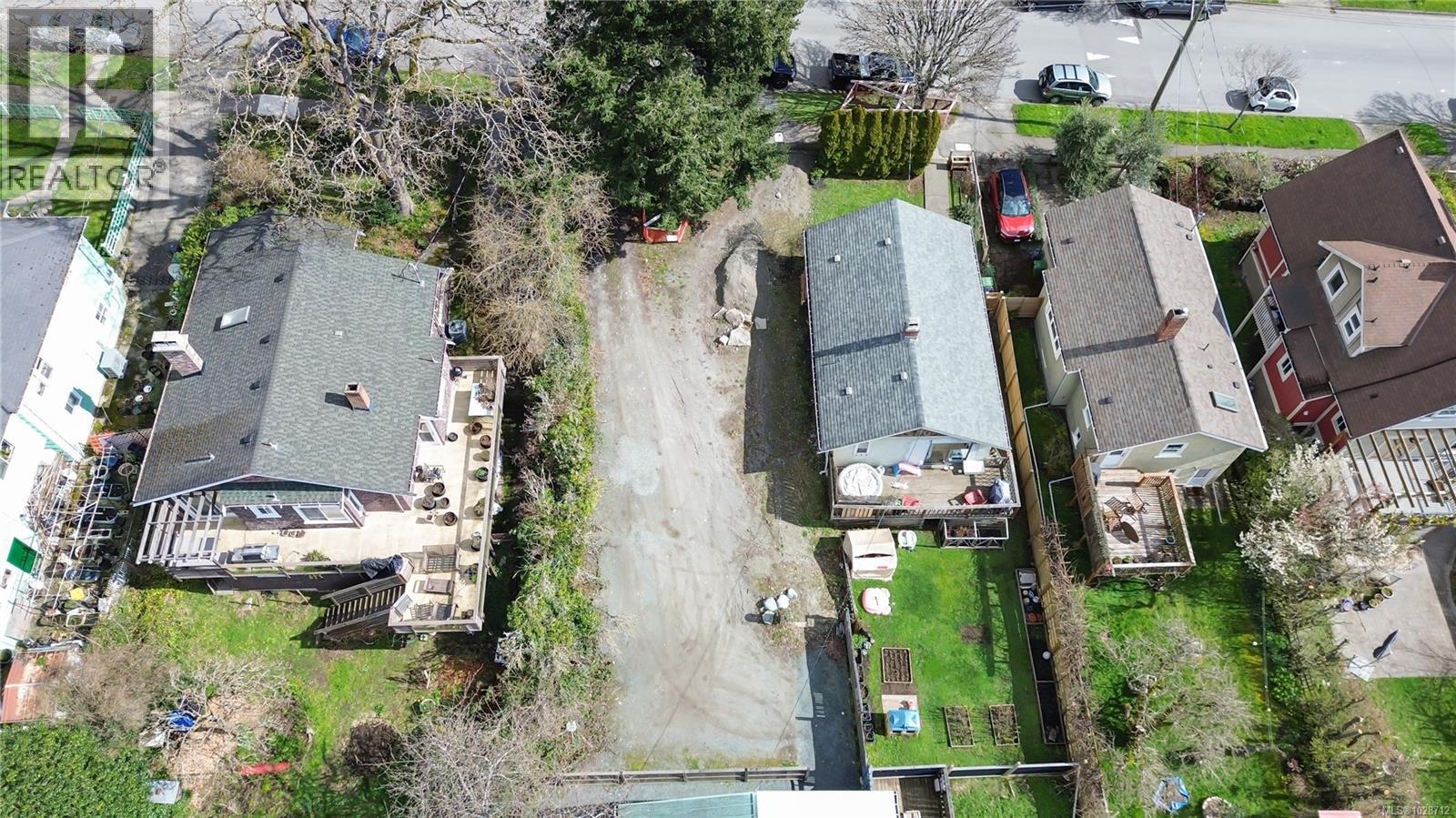 2926 Prior St, Victoria, British Columbia  V8T 3Y5 - Photo 6 - 1028712