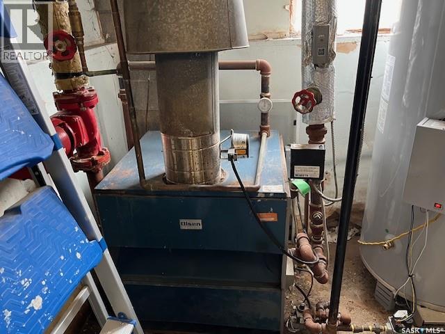 302 8th Avenue Sw, Biggar, Saskatchewan  S0K 0M0 - Photo 8 - SK032500