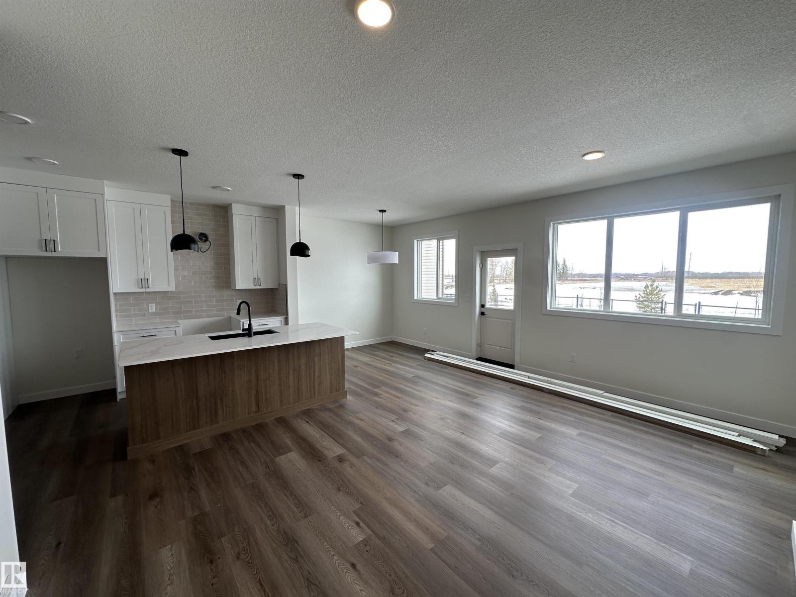 61 SUMAC CL, Fort Saskatchewan, Alberta