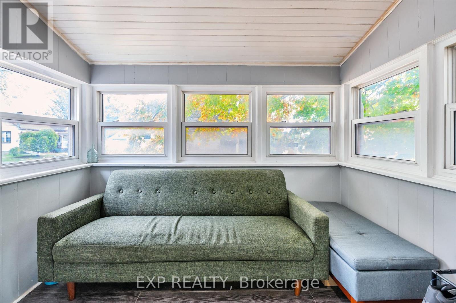 829 Athol Street, Whitby, Ontario  L1N 4A1 - Photo 9 - E12978498