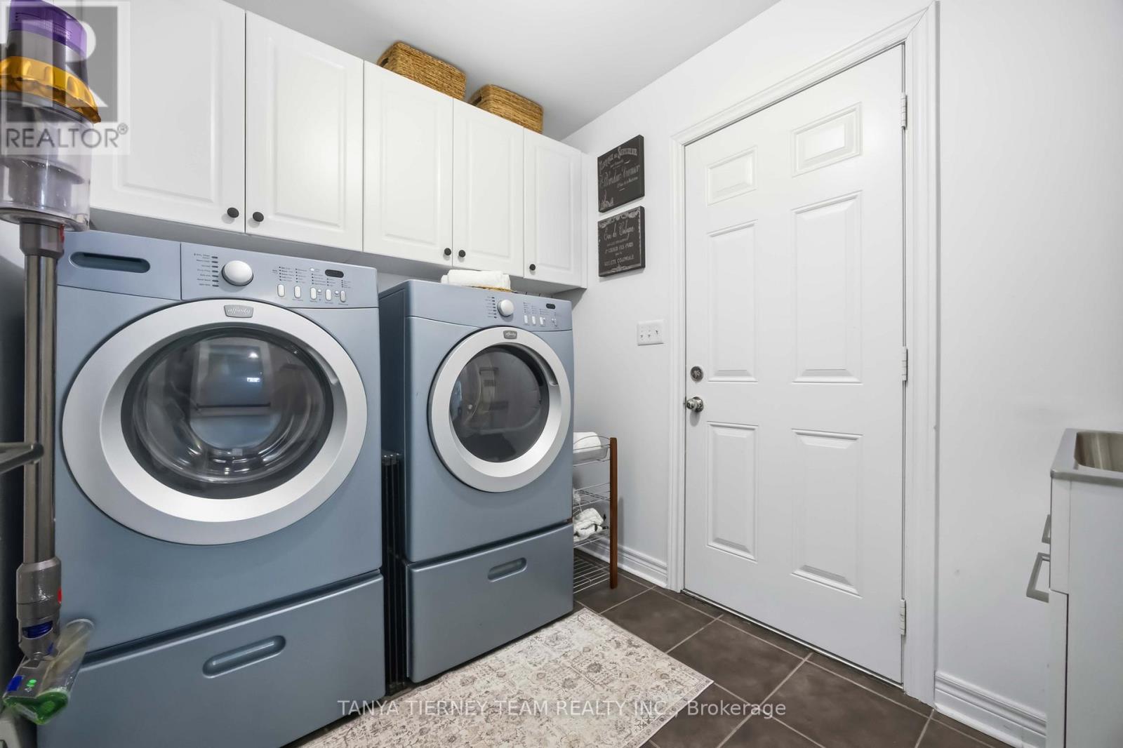 12 Branthaven Court, Whitby, Ontario  L1M 0B2 - Photo 24 - E12978526