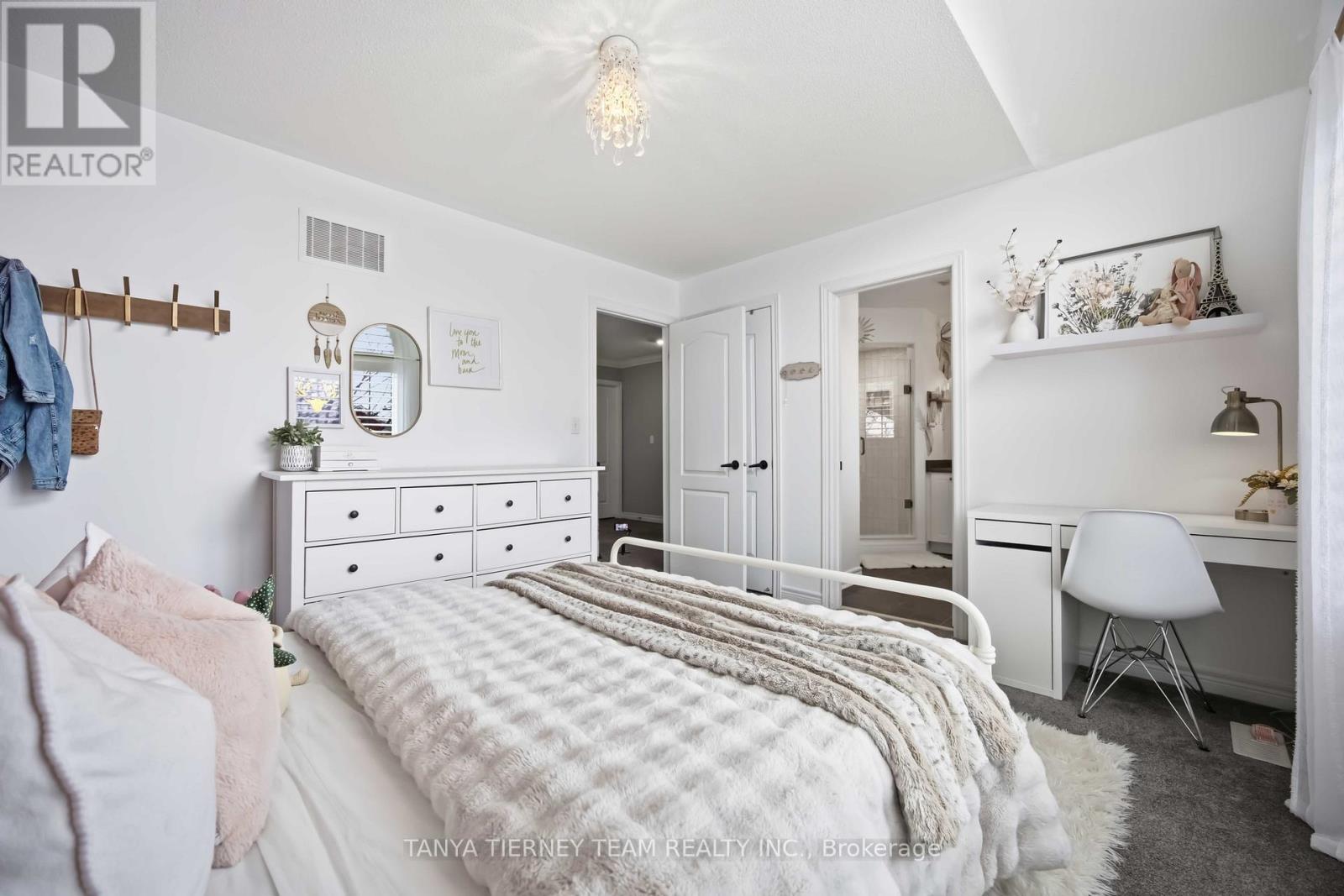 12 Branthaven Court, Whitby, Ontario  L1M 0B2 - Photo 30 - E12978526