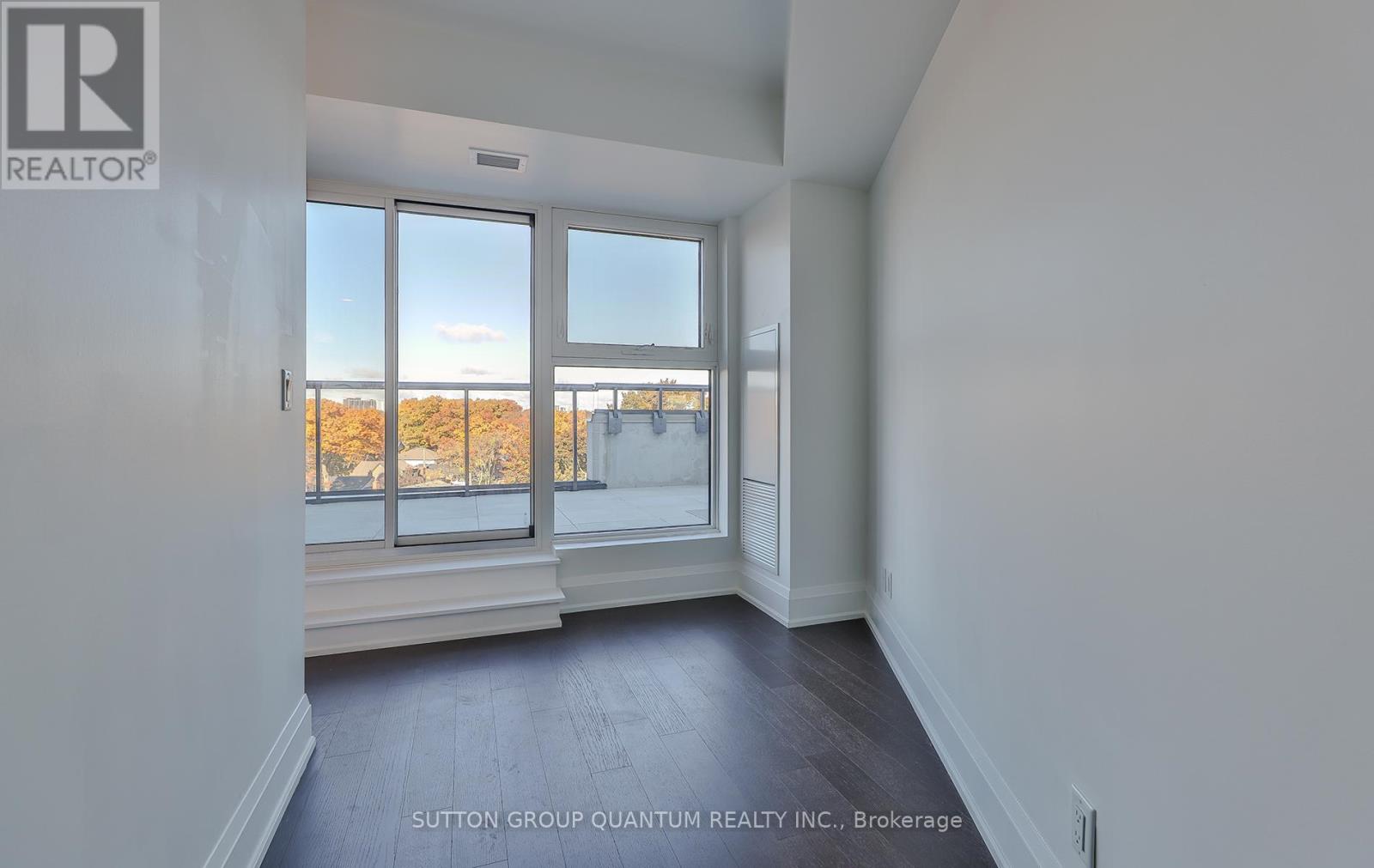 504 - 1400 Kingston Road, Toronto, Ontario  M1N 0C2 - Photo 5 - E12978698