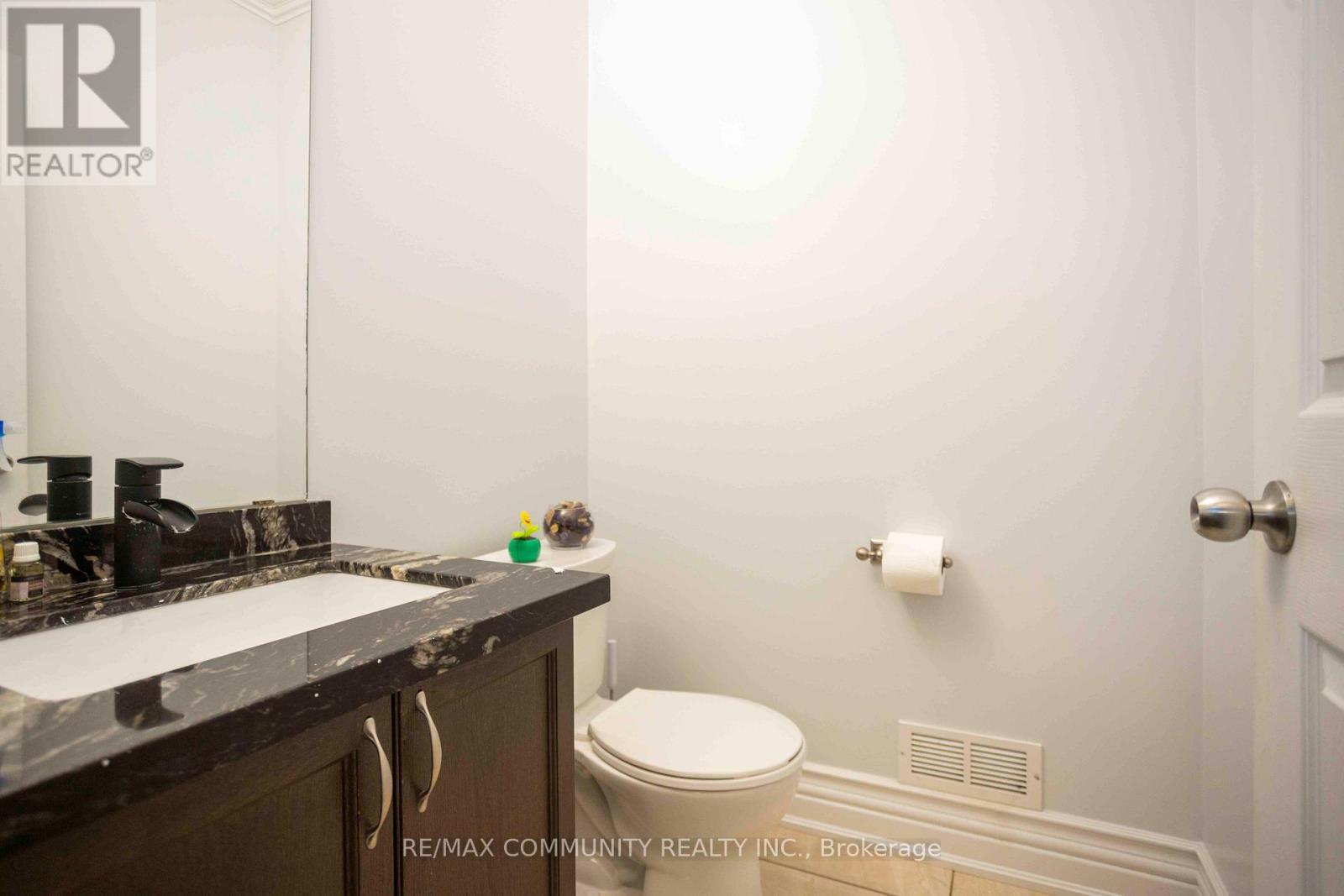 74 Stannardville Drive, Ajax, Ontario  L1T 0M4 - Photo 28 - E12978742