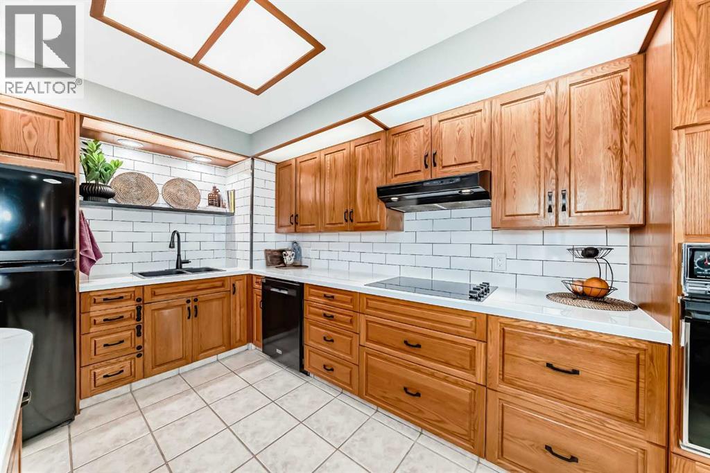 8043 Elbow Drive Sw, Calgary, Alberta  T2V 1K5 - Photo 8 - A2291798