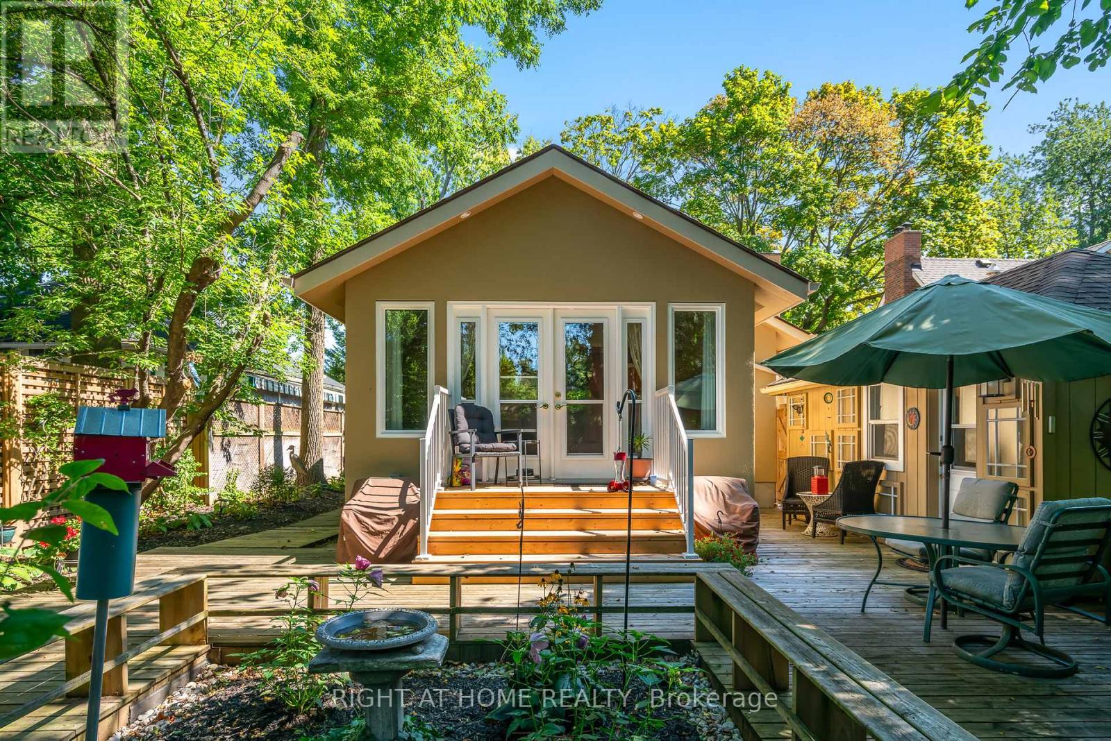 267 Victoria Street, Niagara-On-The-Lake, Ontario  L0S 1J0 - Photo 30 - X12953300