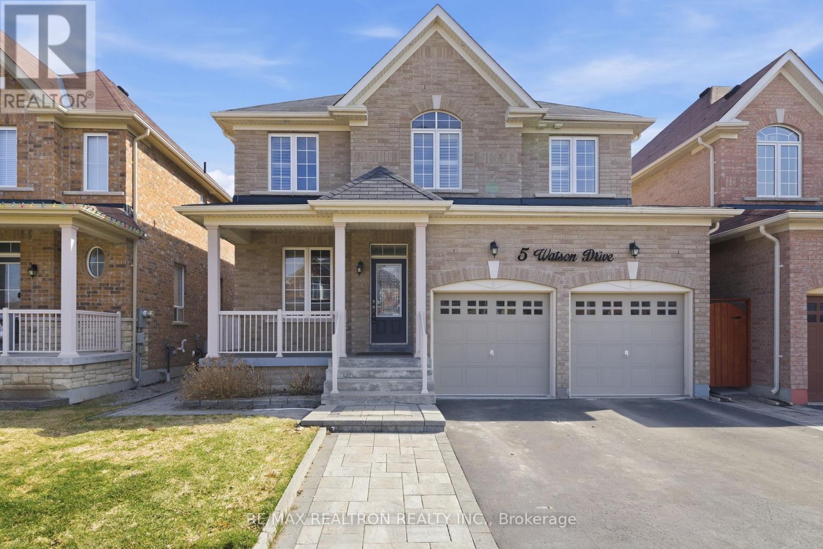 5 Watson Drive, New Tecumseth, Ontario  L0G 1W0 - Photo 1 - N12978428