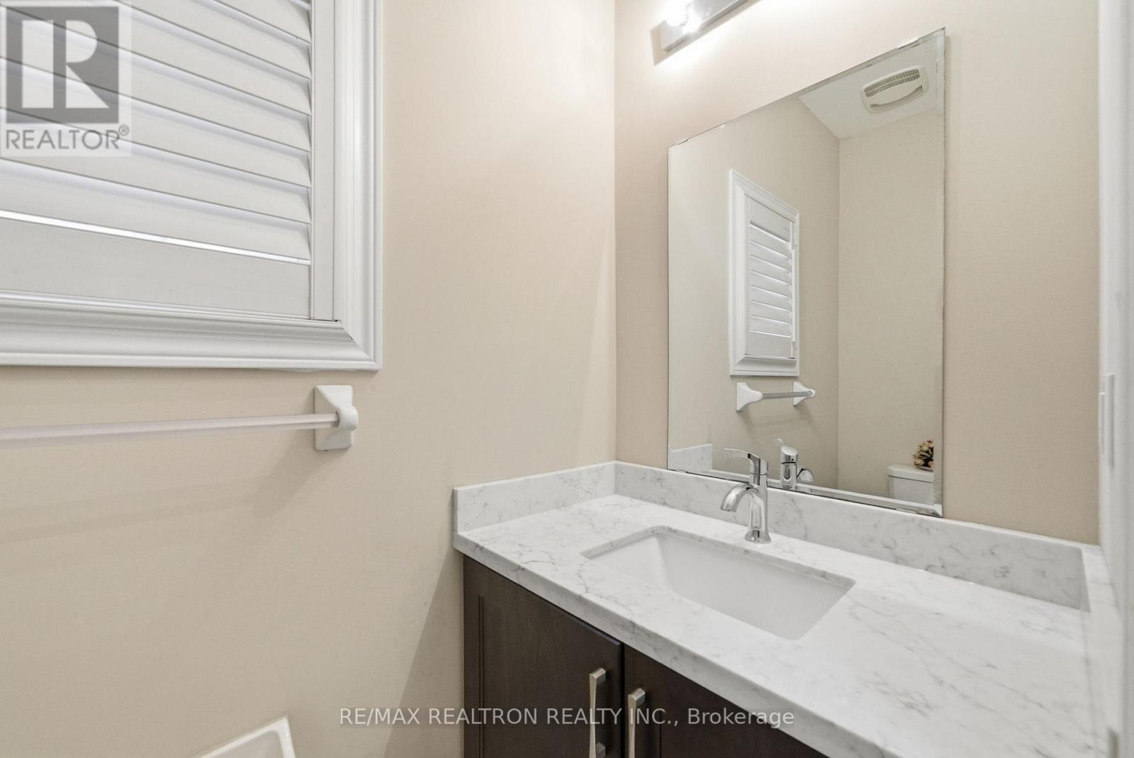 5 Watson Drive, New Tecumseth, Ontario  L0G 1W0 - Photo 18 - N12978428