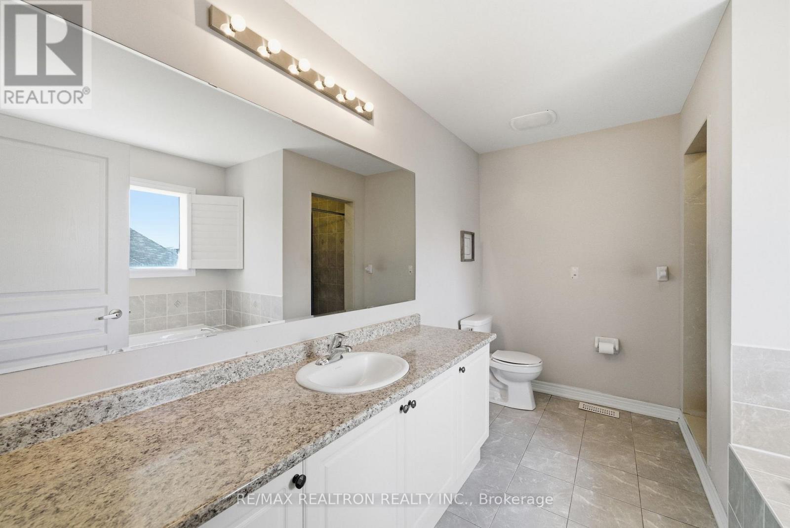 5 Watson Drive, New Tecumseth, Ontario  L0G 1W0 - Photo 22 - N12978428