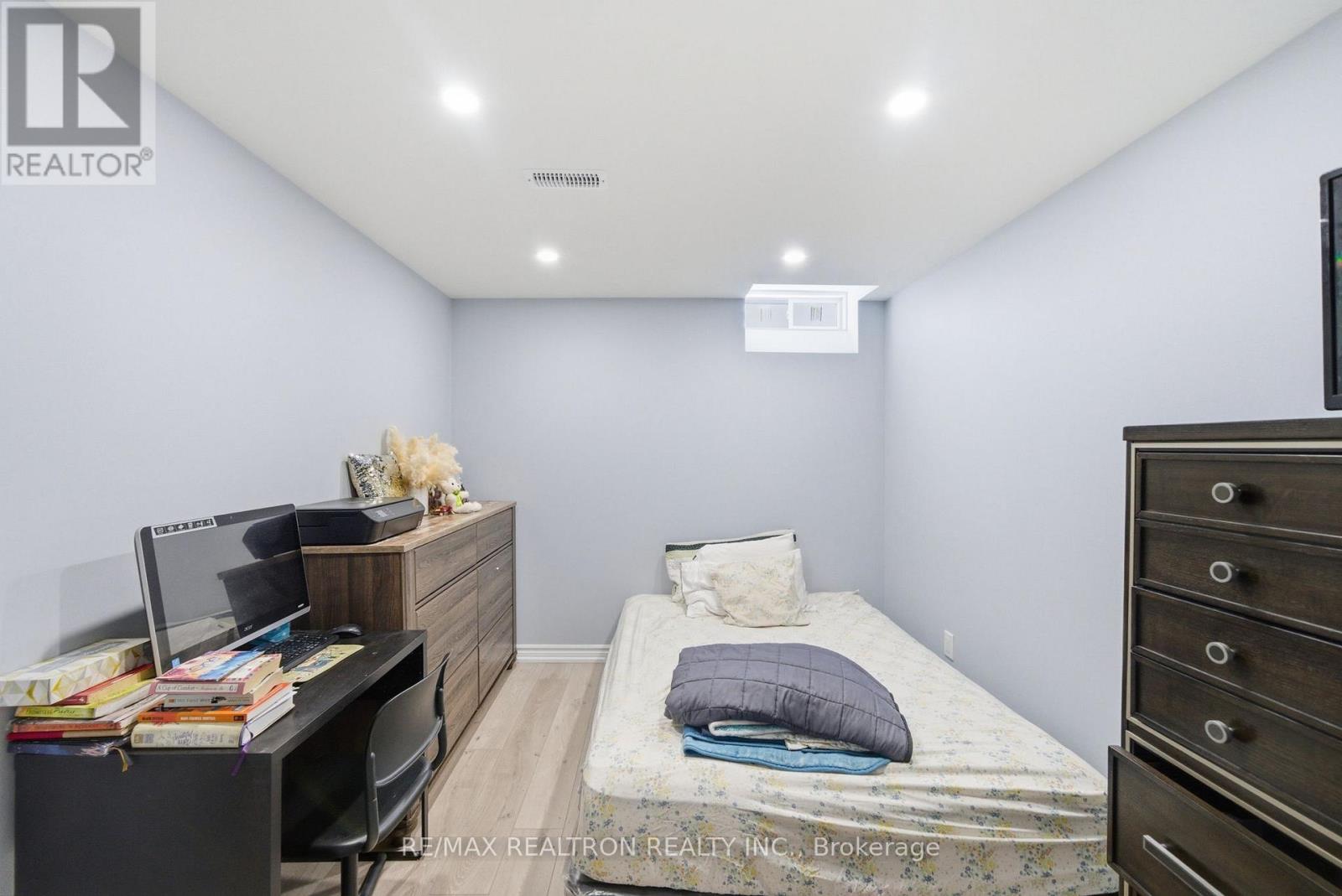 5 Watson Drive, New Tecumseth, Ontario  L0G 1W0 - Photo 41 - N12978428