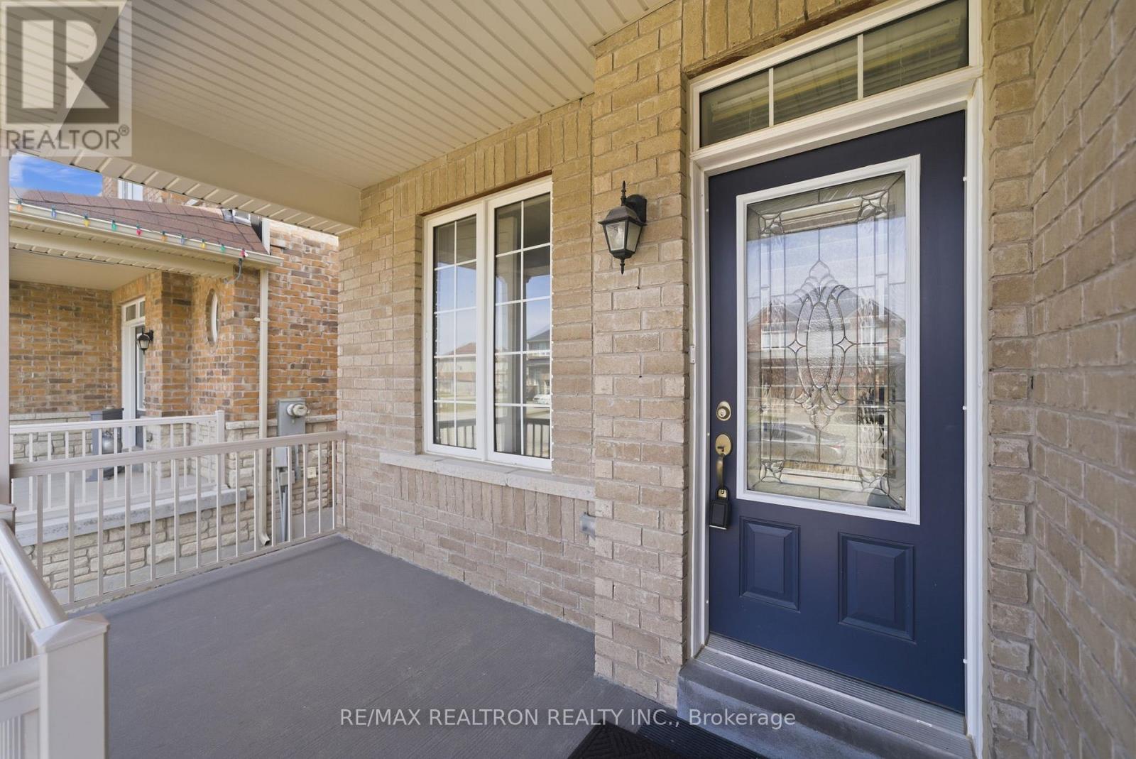 5 Watson Drive, New Tecumseth, Ontario  L0G 1W0 - Photo 5 - N12978428