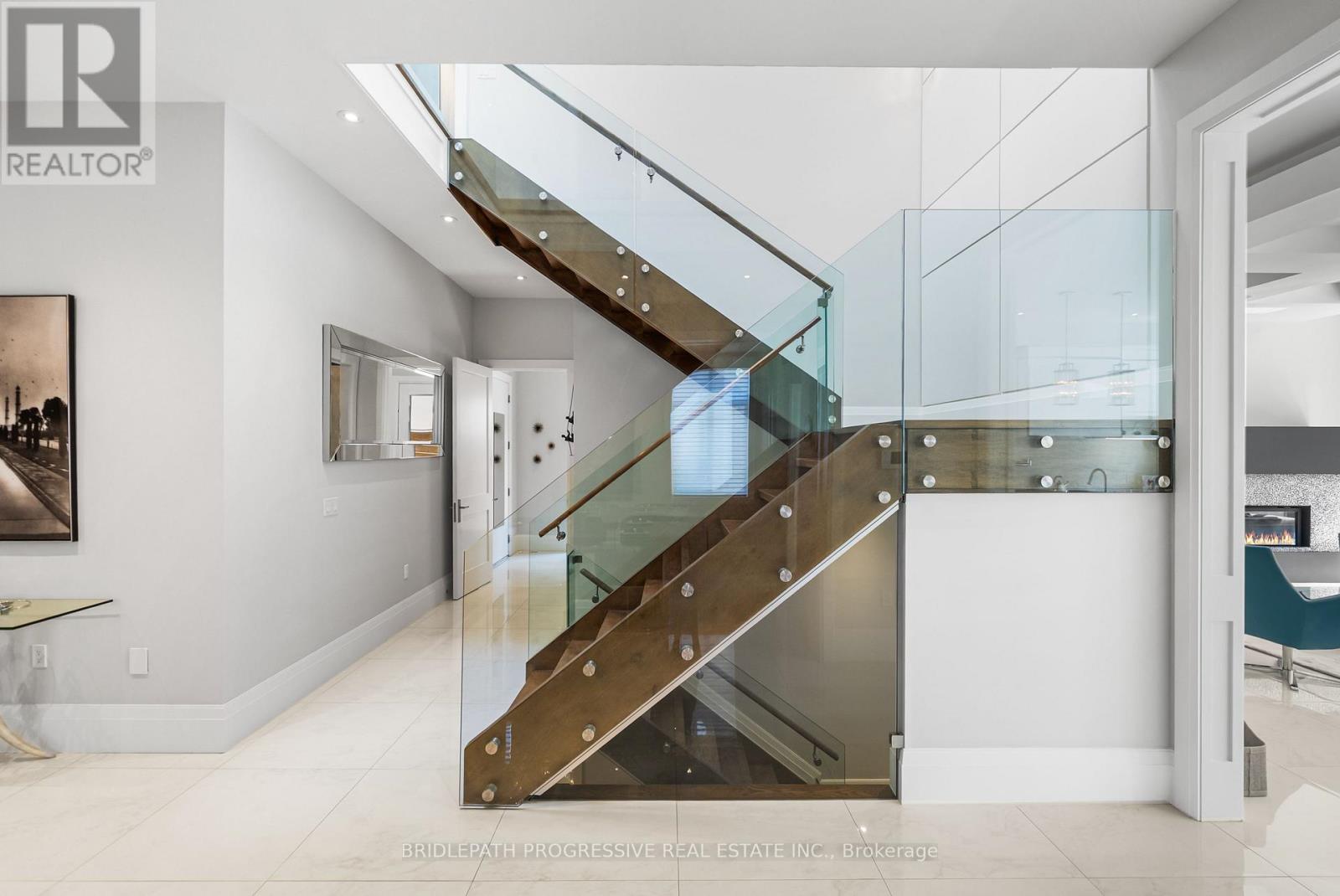 25 Portree Crescent S, Markham, Ontario  L3T 3G1 - Photo 15 - N12978500