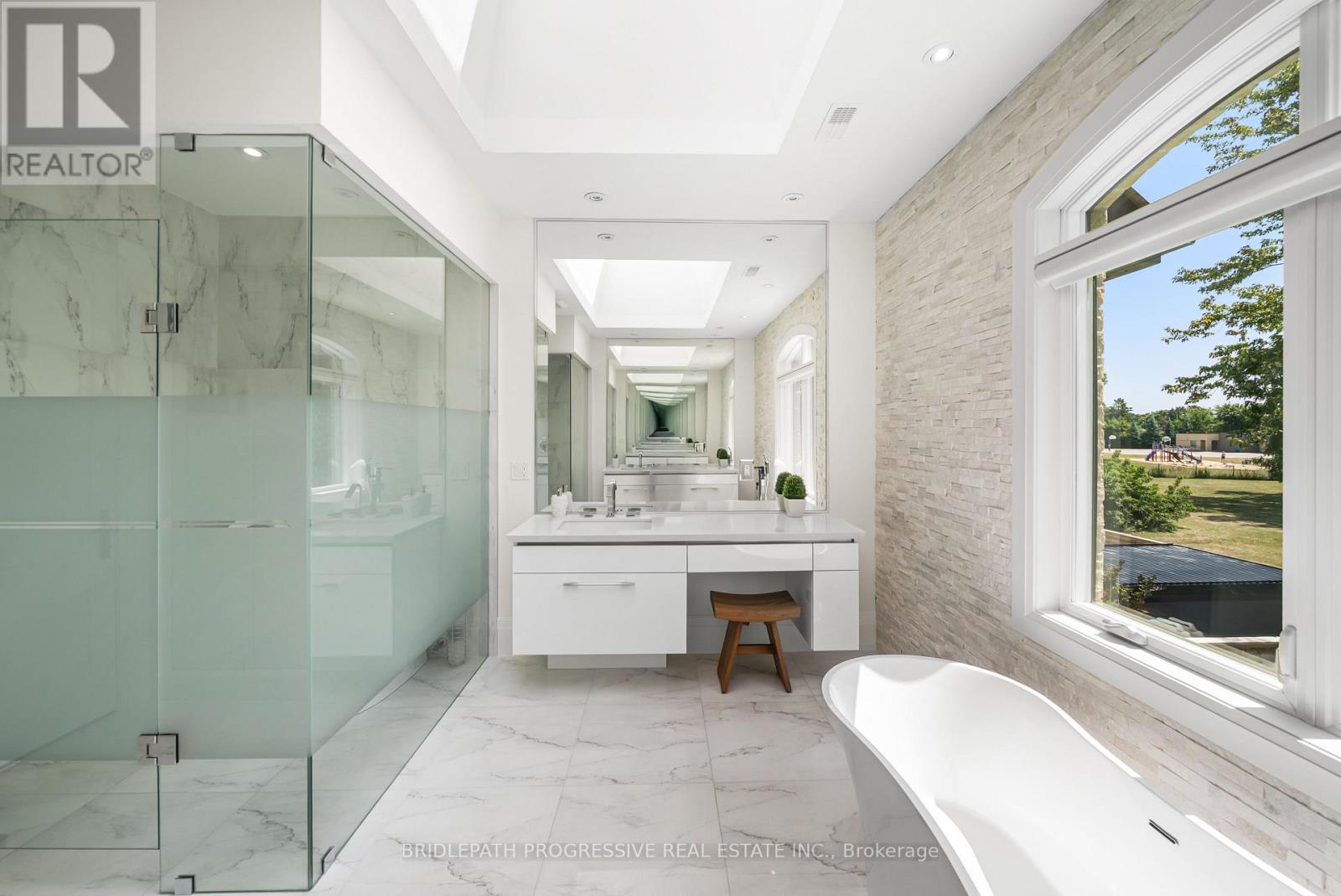 25 Portree Crescent S, Markham, Ontario  L3T 3G1 - Photo 24 - N12978500