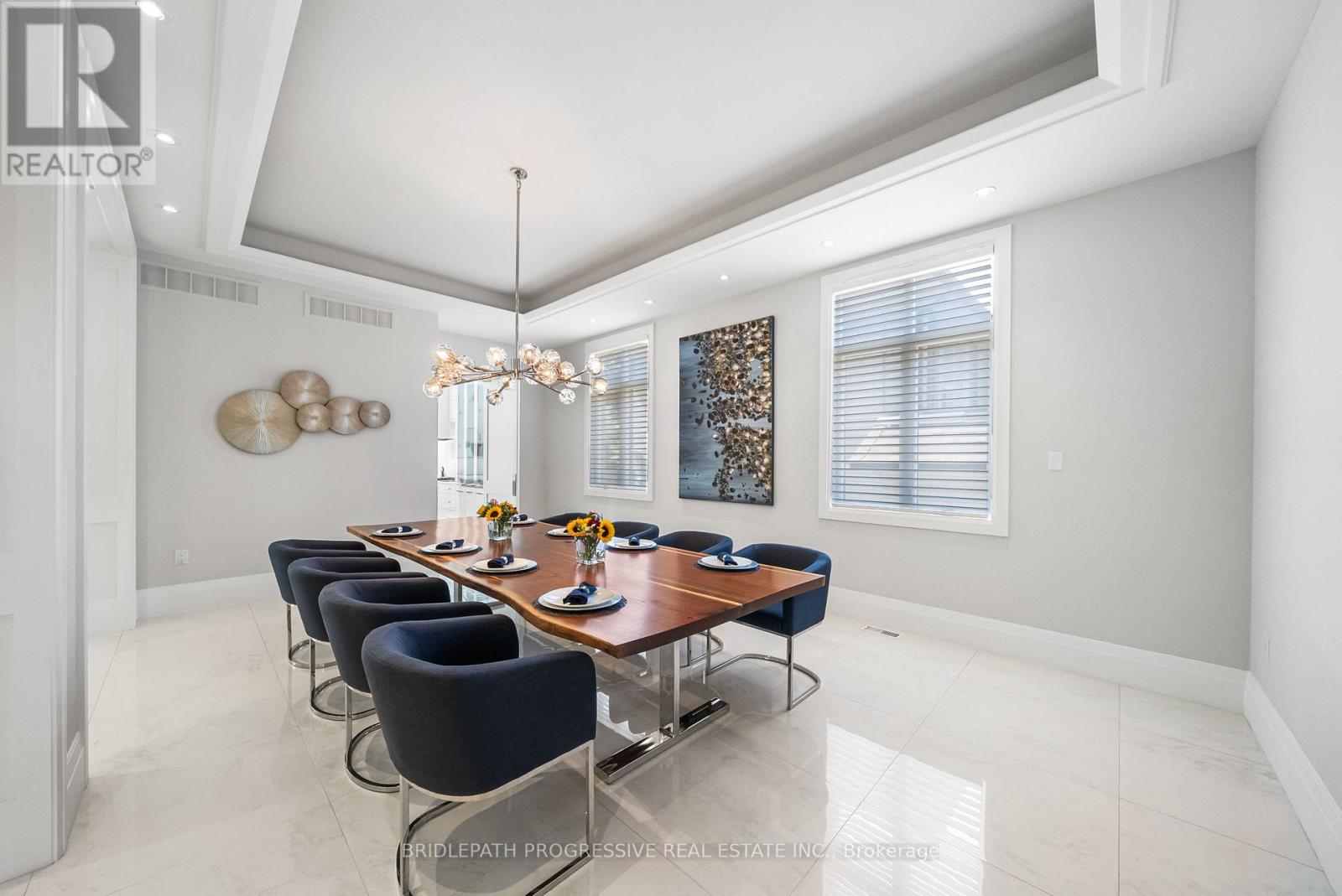 25 Portree Crescent S, Markham, Ontario  L3T 3G1 - Photo 6 - N12978500