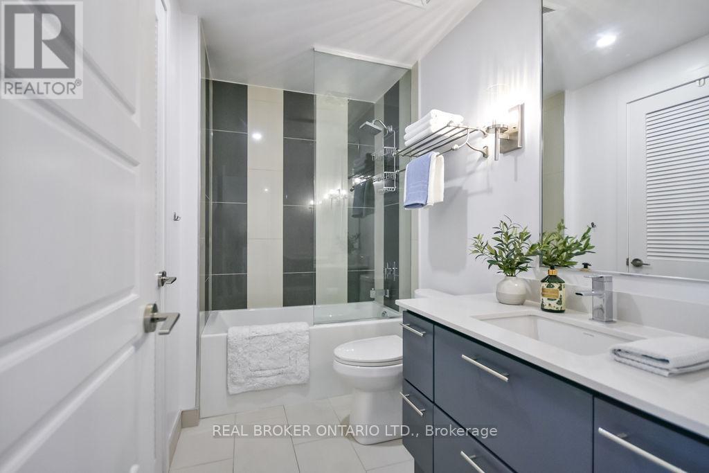 333 Sea Ray Avenue, Innisfil, Ontario  L9S 0M3 - Photo 9 - N12978544