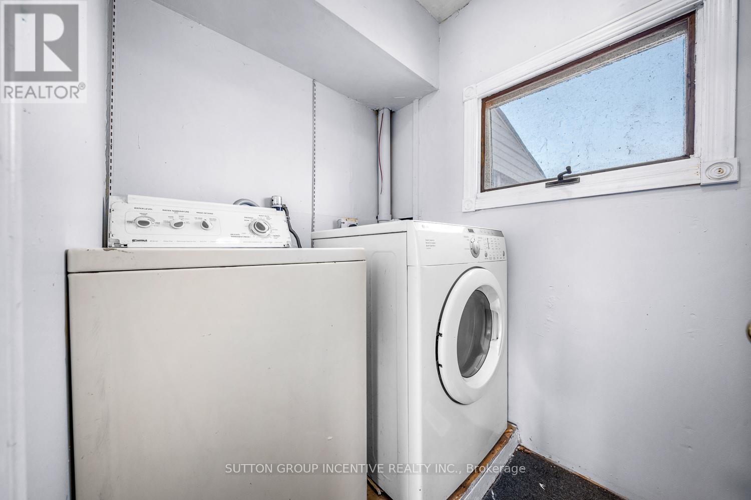 300 Metro Road N, Georgina, Ontario  L4P 3C8 - Photo 20 - N12978566