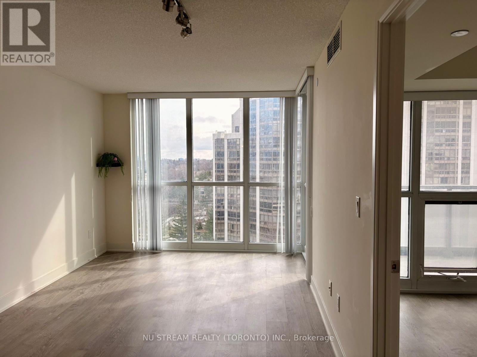 911 - 88 Sheppard Avenue E, Toronto, Ontario M2N 0G9 - Photo 4 - C12822584