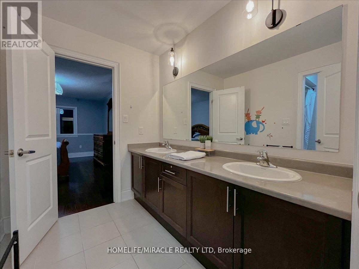 7 Riley Street, Innisfil (Cookstown), Ontario  L0L 1L0 - Photo 30 - N12978594