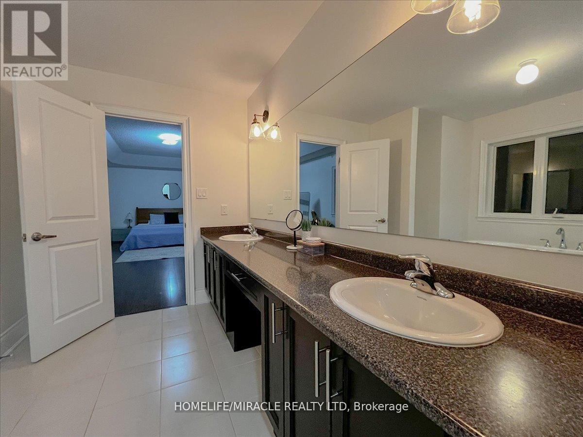 7 Riley Street, Innisfil (Cookstown), Ontario  L0L 1L0 - Photo 37 - N12978594