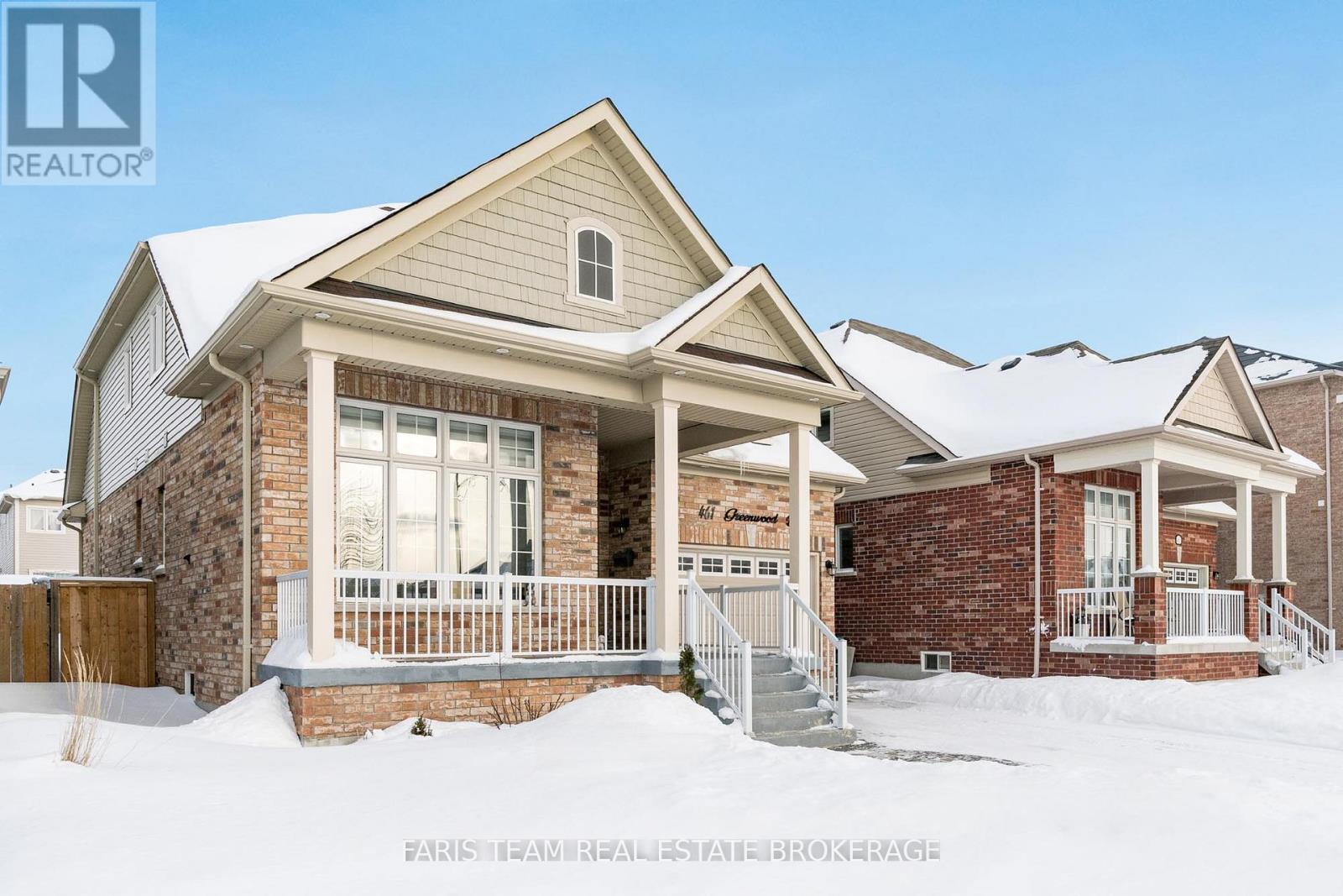 461 Greenwood Drive, Essa, Ontario  L3W 0R4 - Photo 2 - N12978606