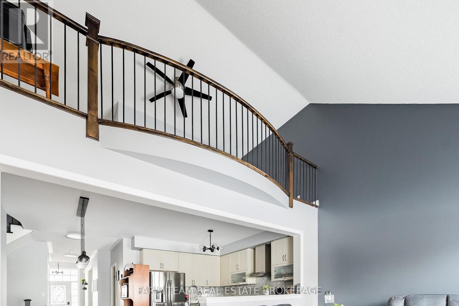 461 Greenwood Drive, Essa, Ontario  L3W 0R4 - Photo 32 - N12978606