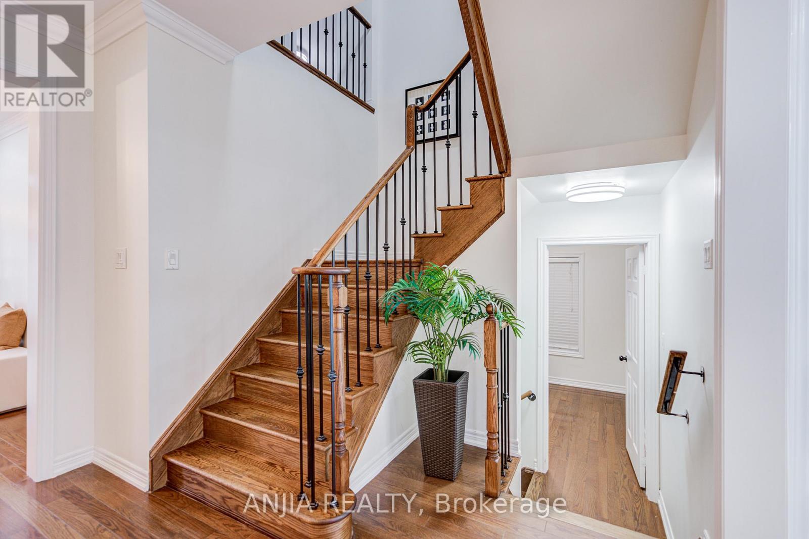 409 Williamson Road, Markham, Ontario  L6E 0K4 - Photo 10 - N12978612