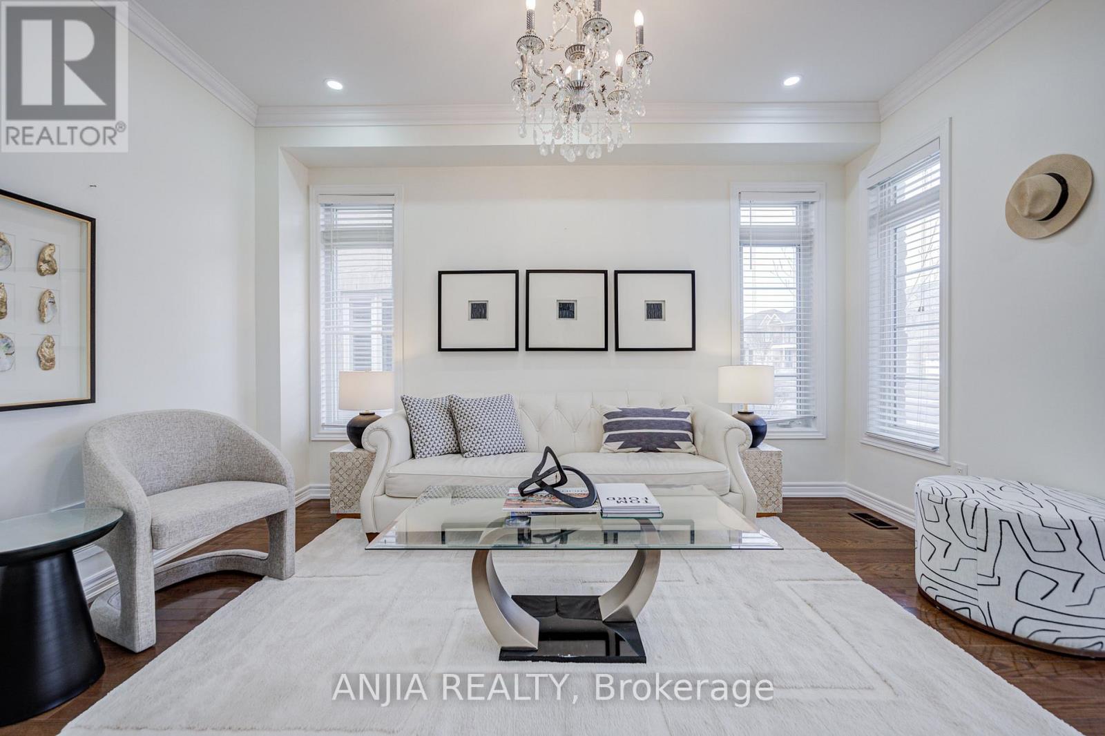 409 Williamson Road, Markham, Ontario  L6E 0K4 - Photo 5 - N12978612