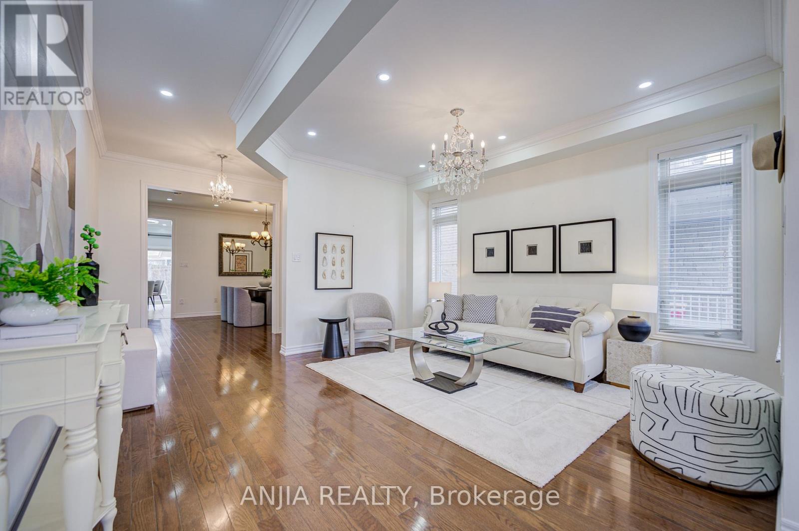 409 Williamson Road, Markham, Ontario  L6E 0K4 - Photo 6 - N12978612