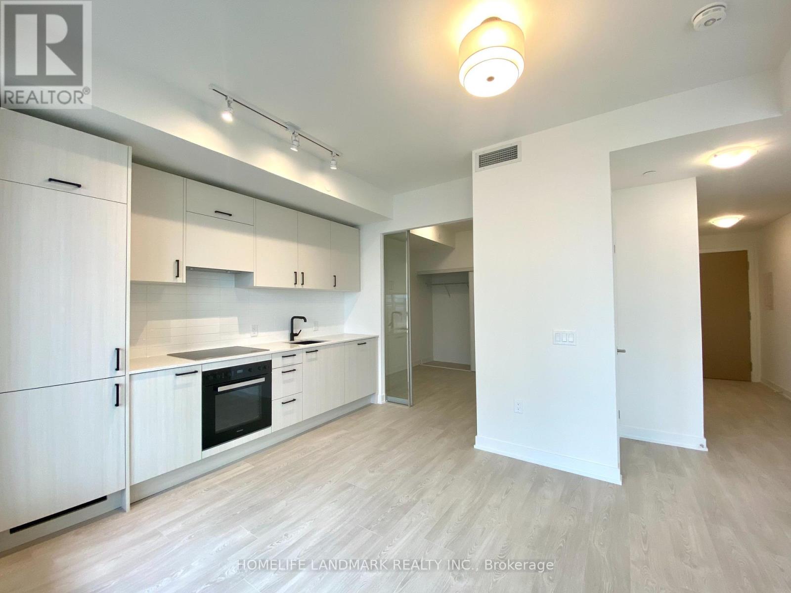 3001 - 1 Quarrington Lane, Toronto, Ontario  M3C 0S4 - Photo 12 - C12974574